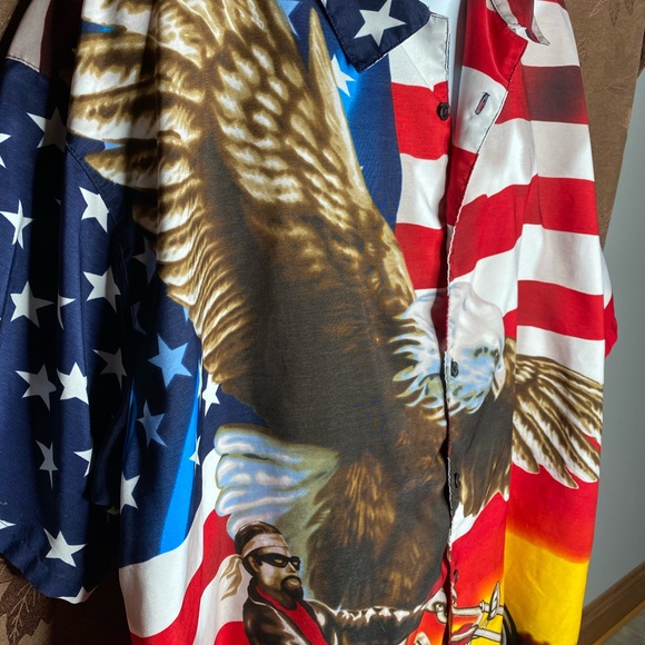 Club Shirt
Steve and Barry
Men’s graphic buttondown shirt big man size XXXL - Picture 6 of 10